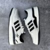 Adidas Forum negras
