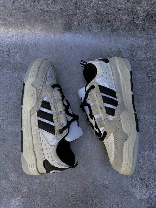 Adidas Adi2000 beige