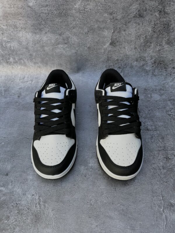 Nike sb dunk panda