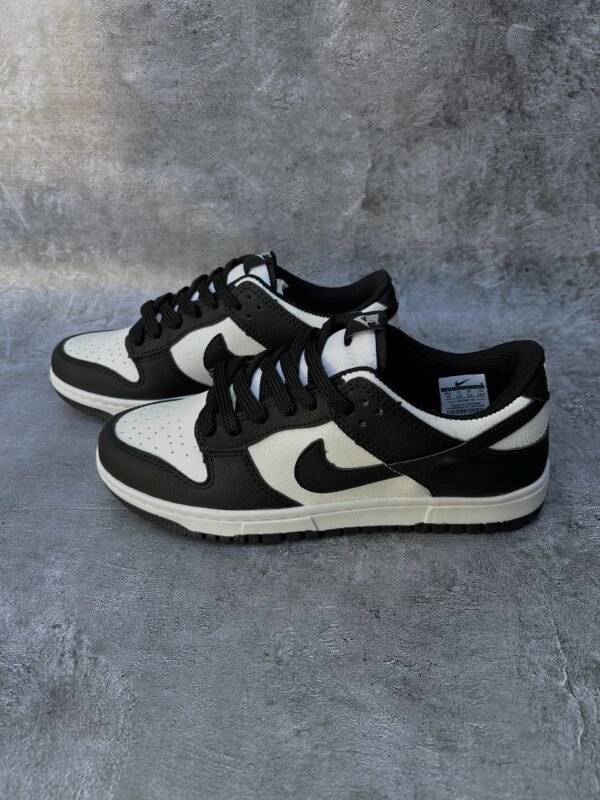 Nike sb dunk panda