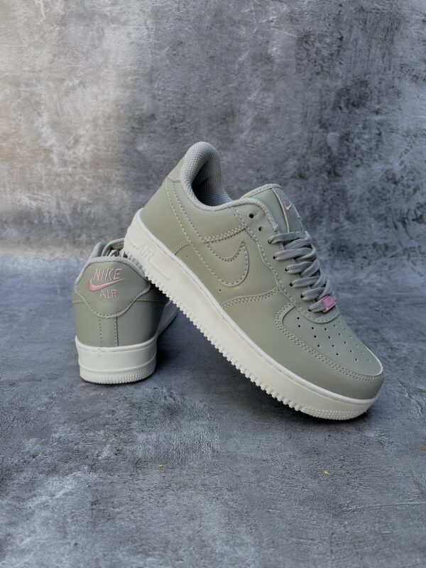 Nike AF1 grises