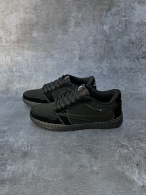 Nike Travis scott total black