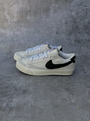 Nike blazer