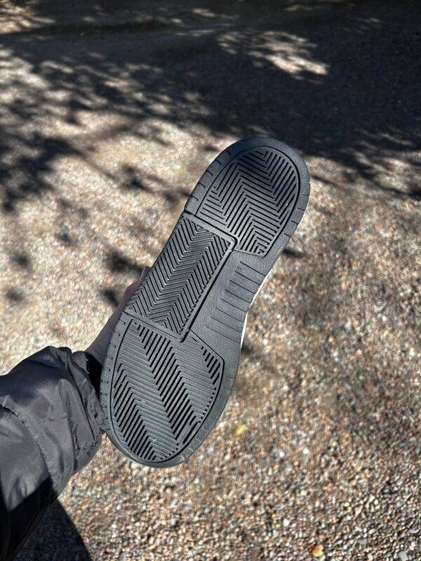 Vans upland