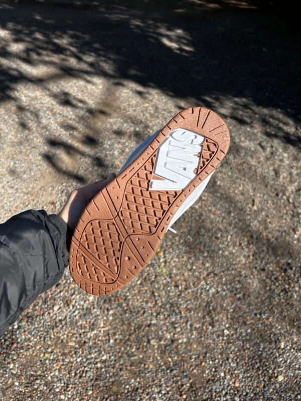 Vans hylane blancas